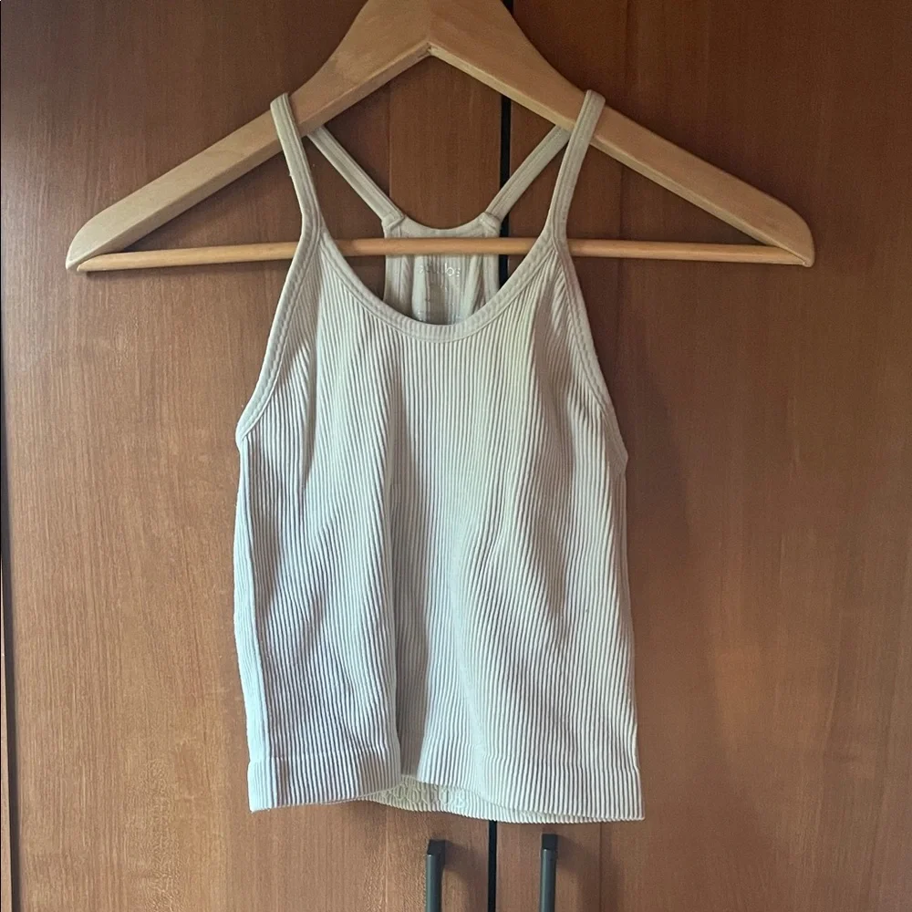 3 Ribbed Tank Top - Picture 2 of 3